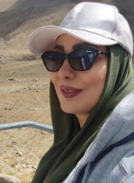 کامل ترین بیوگرافی و عکس های جدید فاطمه فرزین بازیگر سینما و تیاتر