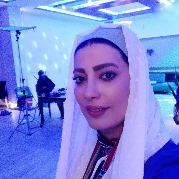 بیوگرافی و زندگینامه فاطمه فرزین