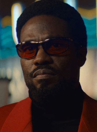 دانلود سریال مرد شگفت انگیز 2025