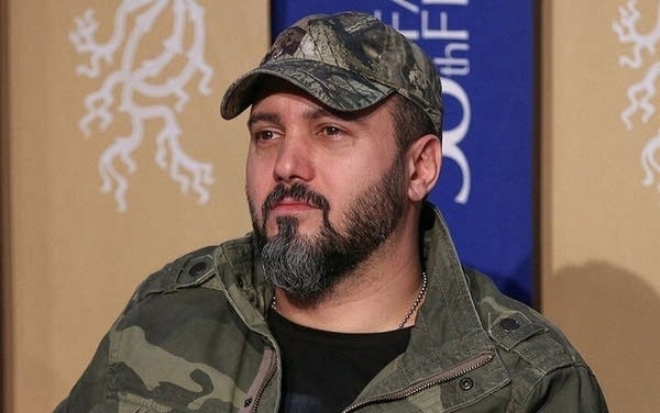 کامبیز دیرباز سریال شغال