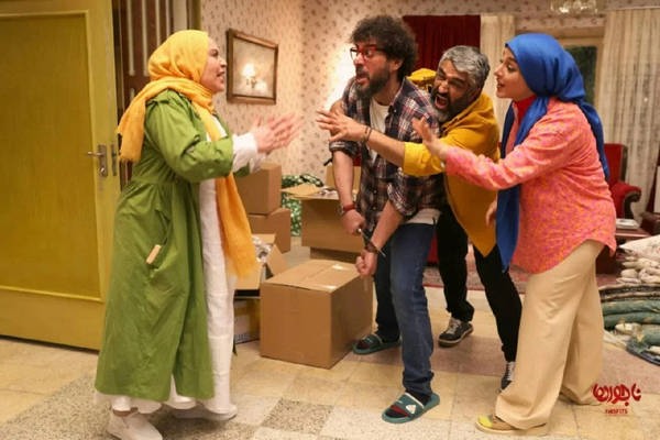 بازیگران فیلم ناجورها