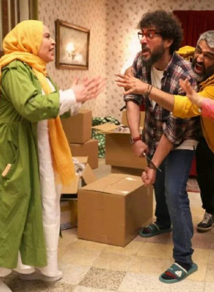 دانلود فیلم ناجورها